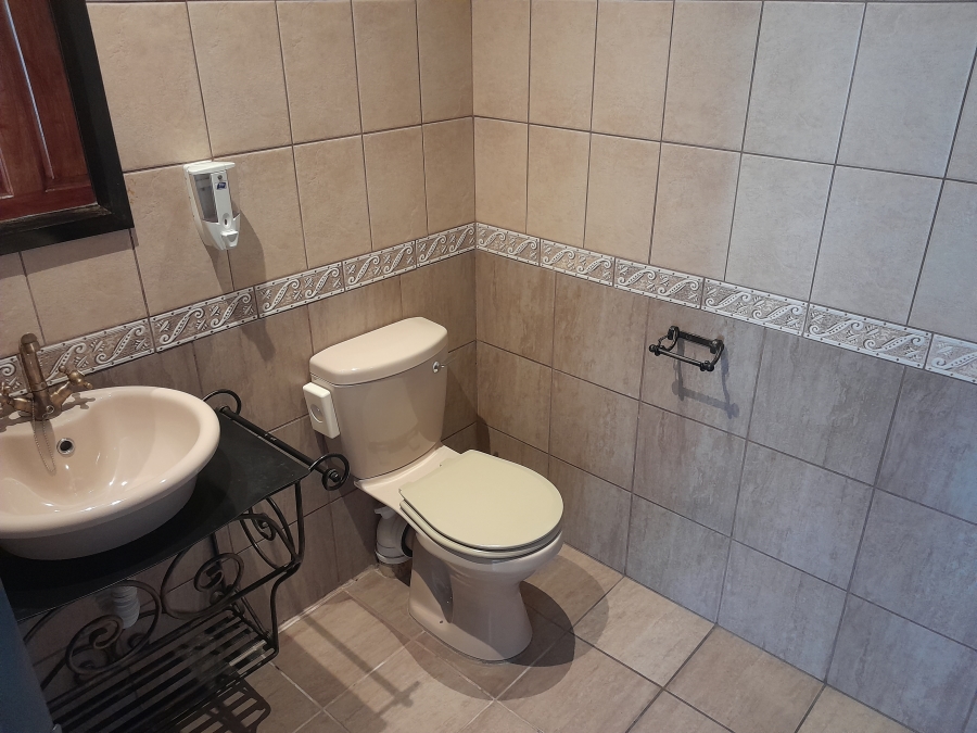 11 Bedroom Property for Sale in Bodorp North West